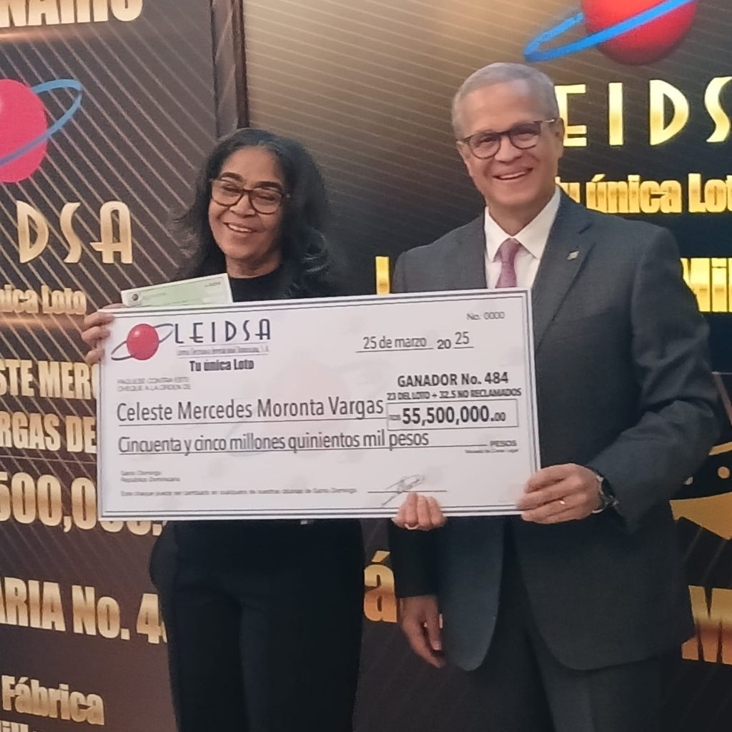 LEIDSA entrega 55.5 millones a la ganadora 484 del Loto