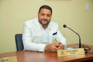 Regidor Óscar Ramírez solicita a la alcaldesa Betty Gerónimo agilizar pago de prestaciones a exempleados del ASDN